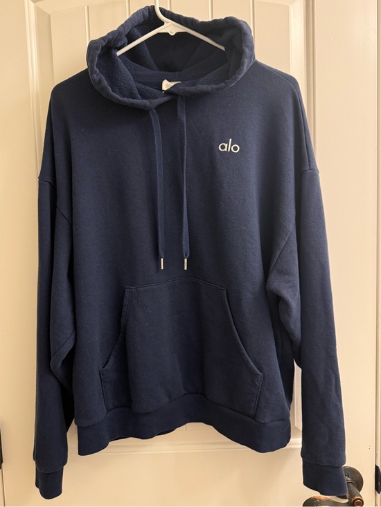 ALO Yoga Tops - ALO Accolade Navy Logo Hoodie. M. Fantastic condition. Never put in dryer.